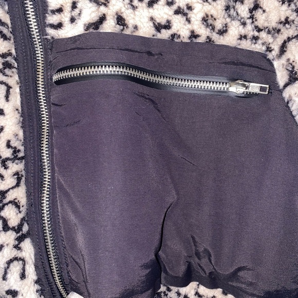 Jacket - Picture 5 of 5